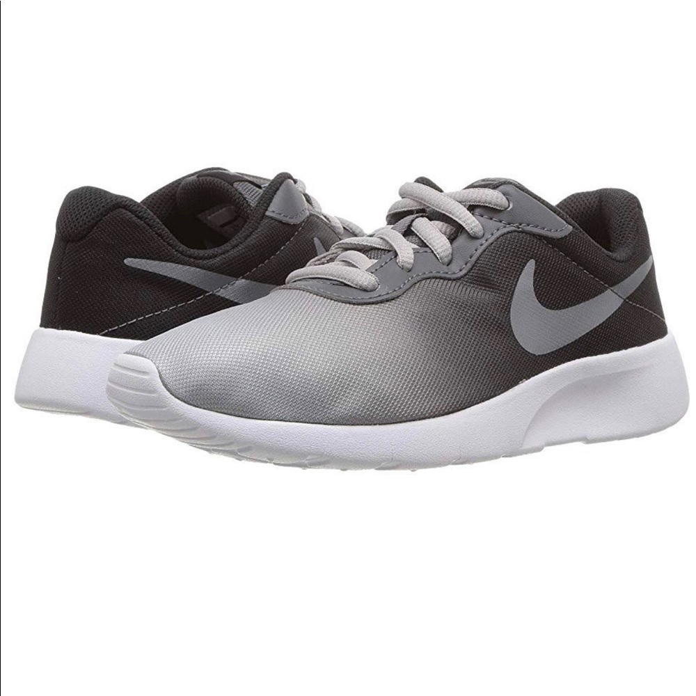 Little Boys Nike Tanjun Running Shoes (Size: 12.5)